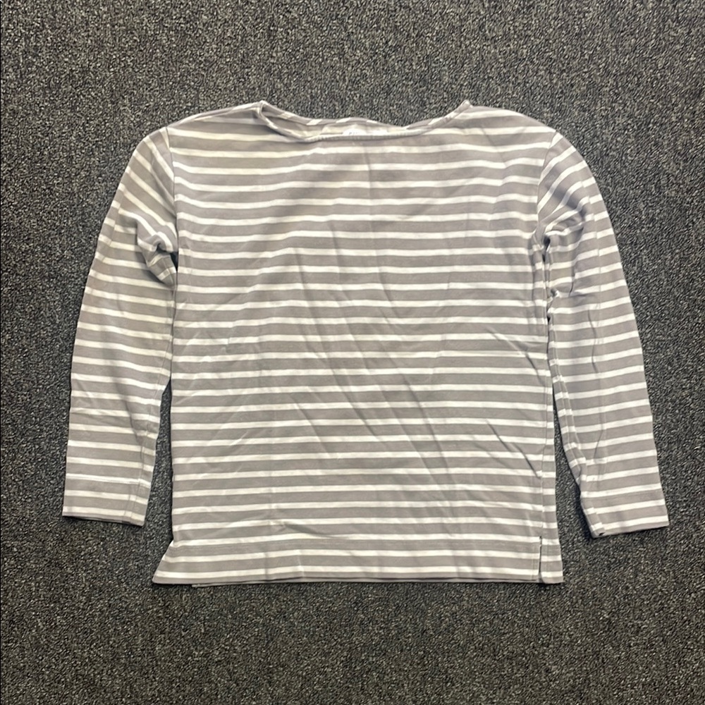 Gray and White Striped 3/4 Sleeve Shirt
